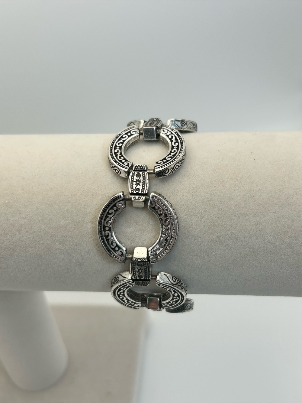 Brighton Central Park Bracelet Silver Plated Round Link 8" Toggle - Picture 5 of 11